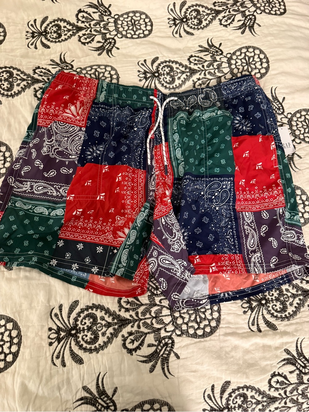 NWT GAP Patchwork Bandana Swim Shorts in Red, Green, Navy